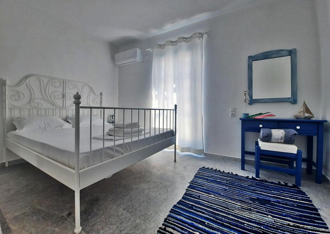 Blue In Naxos Hotel Naxos City Exterior foto