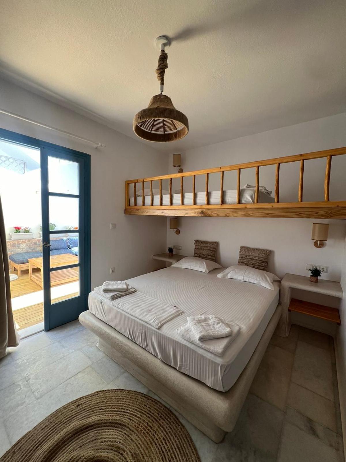Blue In Naxos Hotel Naxos City Exterior foto
